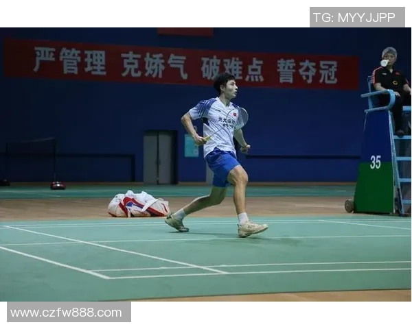成都羽毛球队节奏之争引发热议球迷与专家观点交锋探讨运动发展